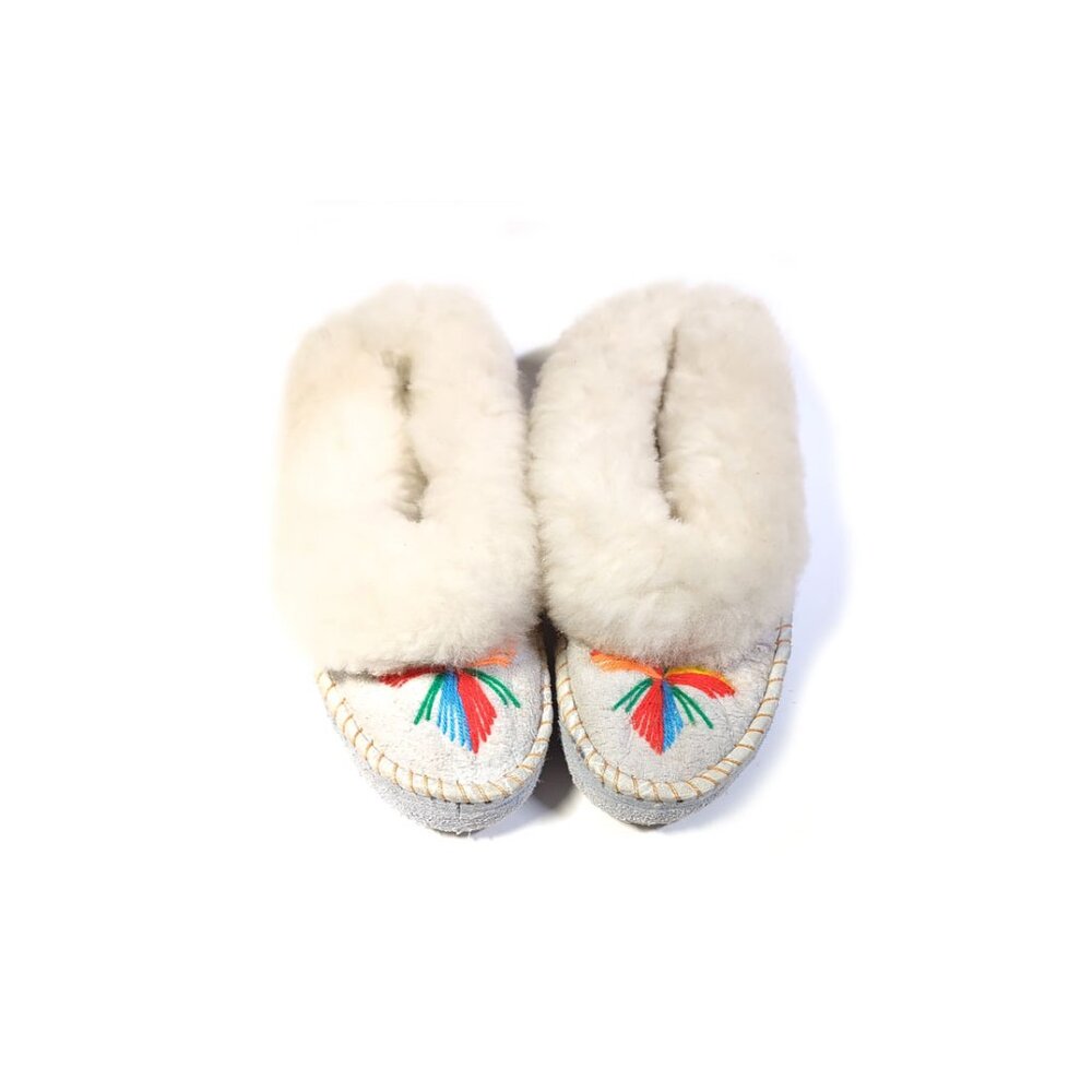 Vintage Native Handmade Shearling Slippers Womens Size 8.5-9